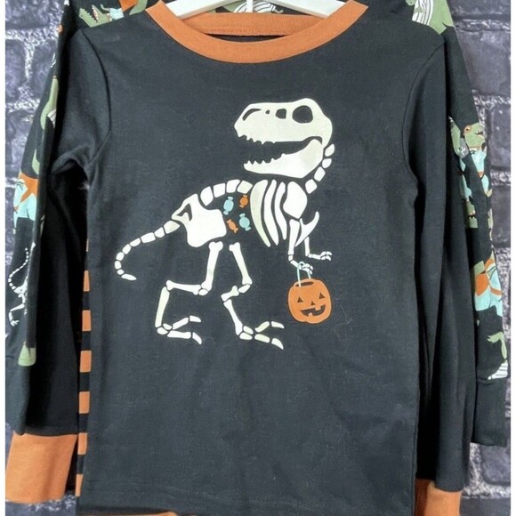 Carter's 4 Piece Glow in the Dark Dinosaur T-Rex Halloween Pajama Set 12 Months - Picture 3 of 9